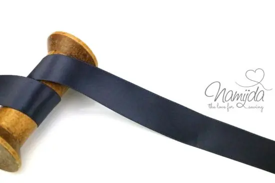 Kostenloser Versand 1 MTR. SATINBAND ANTHRAZIT – 25mm