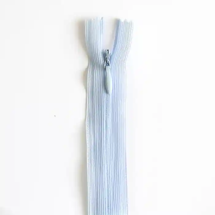 Reißverschluss, nahtverdeckt, 22 cm, 4 mm, 4471-503, hellblau Must-Have