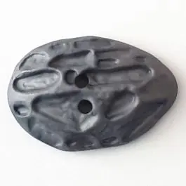 Limited Edition Polyamidknopf Mondlandschaft mit 2 Löchern – Größe: 40mm – Farbe: grau – Art.Nr. 408700