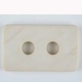 Polyamidknopf rechteckig mit abgerundeten Ecken, 2-loch – Größe: 40mm – Farbe: beige – Art.Nr. 403701 Abverkauf