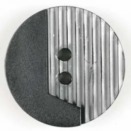 Premium Fashion button grooved on one side, 2 holes – Größe: 23mm – Farbe: schwarz – Art.Nr. 290575