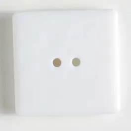 Wochenendangebot Kunststoffknopf, schlicht quadratisch – – Größe: 25mm – Farbe: weiß – Art.Nr. 310649