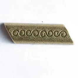 Markenprodukt Edelweiss Vollmetall-Knebel, geätzt – Größe: 30mm – Farbe: mattgold – Art.Nr. 380032